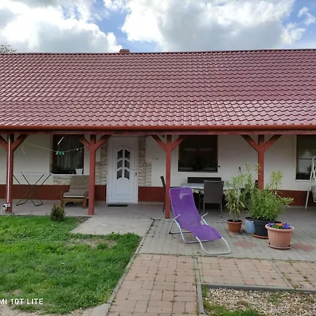 Rakoczi Vendeghaz Apartment Poroszlo