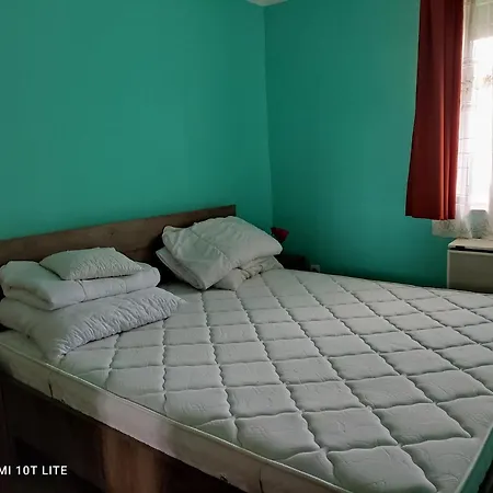Rakoczi Vendeghaz * Poroszlo